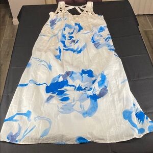 Adele White and Blue Floral cotton Dress ladies size Medium maxi organic dress